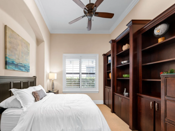 Luxurious 4-Bedroom Vacation Rental Near Disney - Private Pool